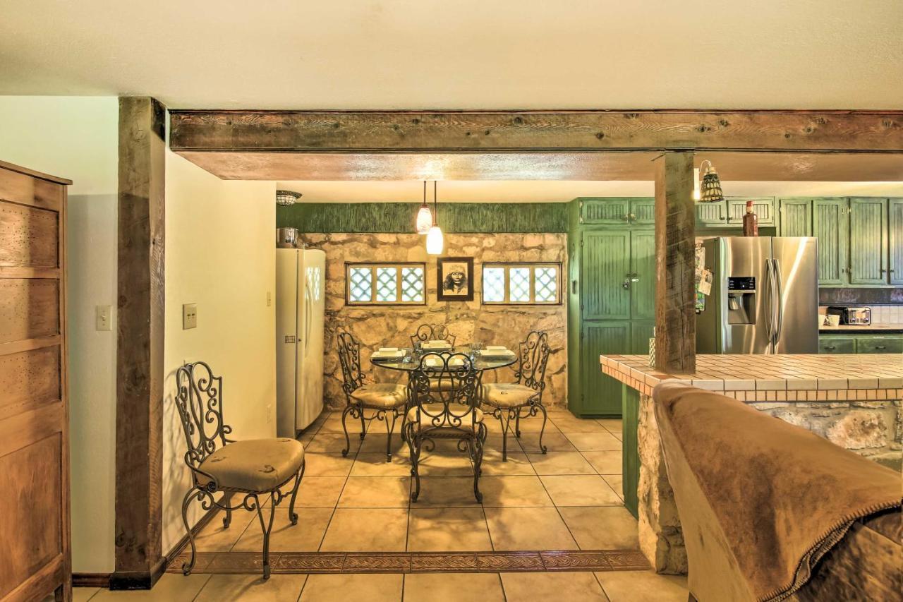 Countryside Cottage 17 Mi To Downtown Сан-Антонио Экстерьер фото